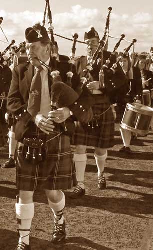 Local events in Fife: Highland Games Pipers local events near the Kingswood Hotel Fife Scotland